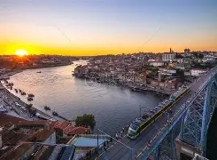 波尔图内部会议纪要流出——今夜远射贴柱，欧联使命明确，阵容厚度经受考验