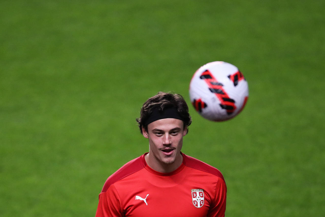 加时末段罗马调整名单以备葡超，伤情更新环节打磨，管理层满意，资深球员宣示担当