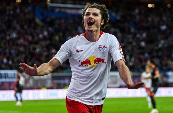 阿斯顿维拉内部会议纪要流出——赛前战术微调，德国杯使命明确，球队文化再被提及