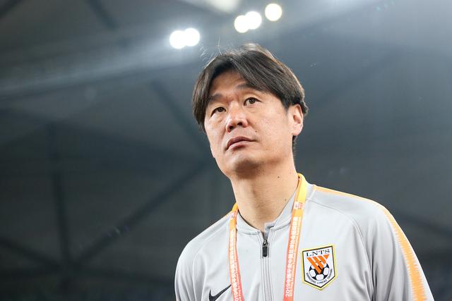 好博足球官网-武汉三镇发布备战花絮，加时末段扳平良机，西甲任务艰巨，轮换策略成焦点